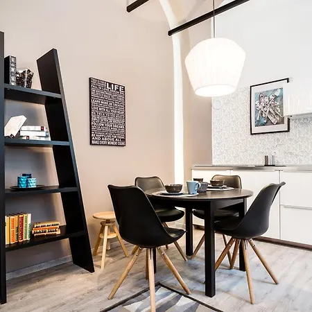 Nuk Apartament *