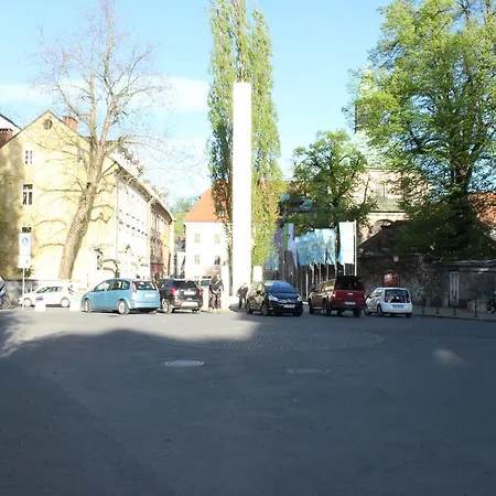 Nuk Apartament *